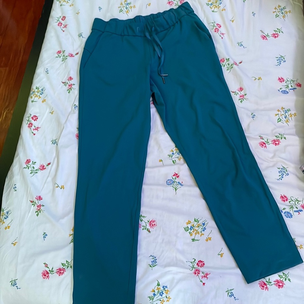 Lululemon On The Fly Pant